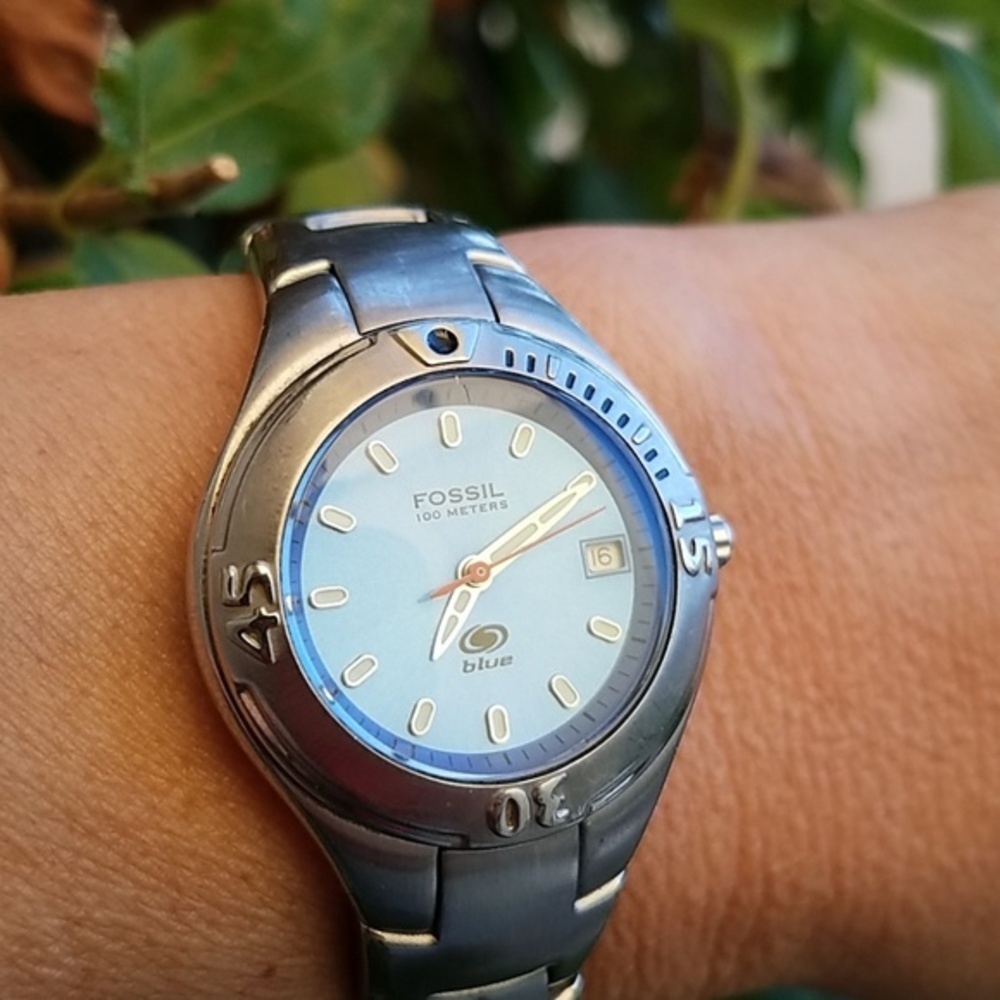 Fossil Watch - Picture 4 of 4